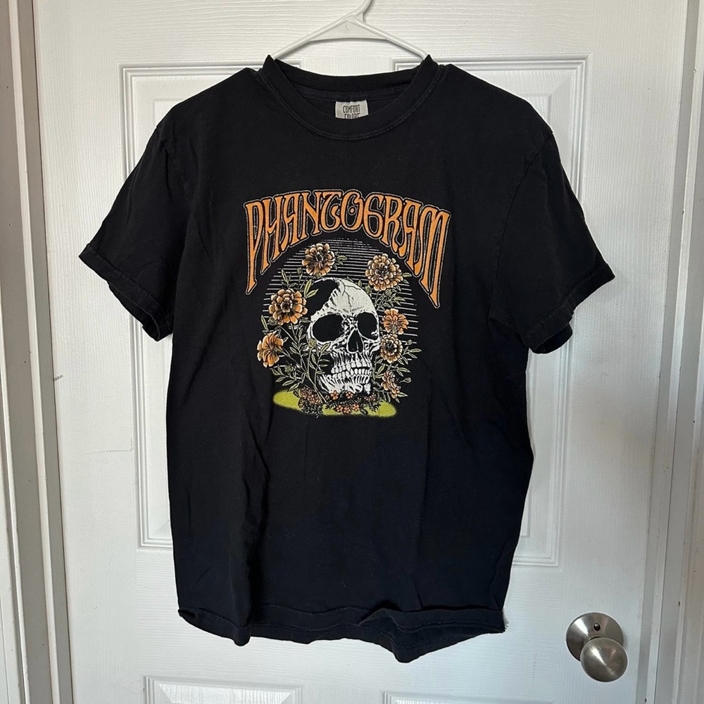 Phantogram Graphic Band Tee